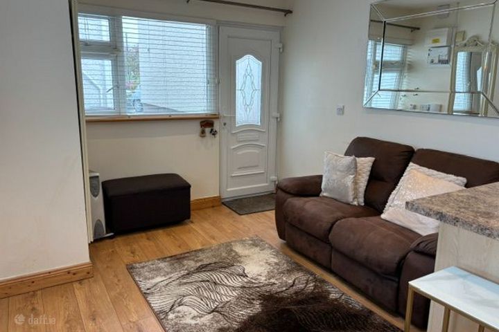 Hillcrest Park, (private room with its own living , Glasnevin, Dublin 11