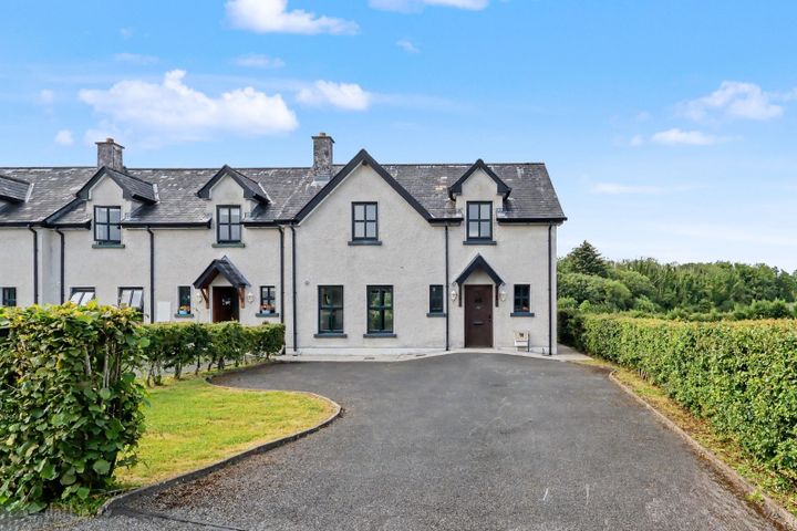 27 Acres Avenue, Acres Cove, Drumshanbo, Co. Leitrim, N41XA37