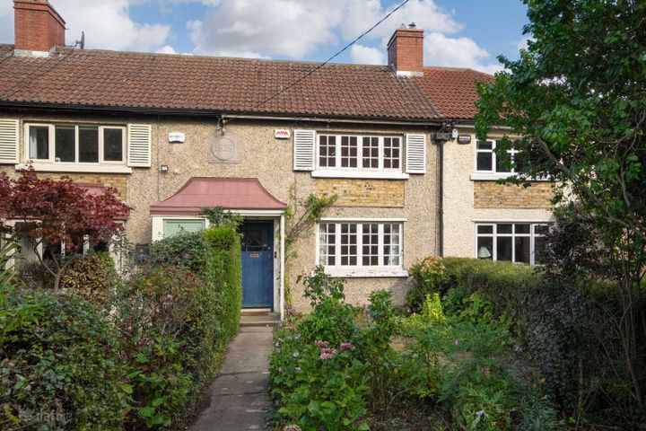 35 Churchtown Road Lower, Churchtown, Dublin 14, D14EY82