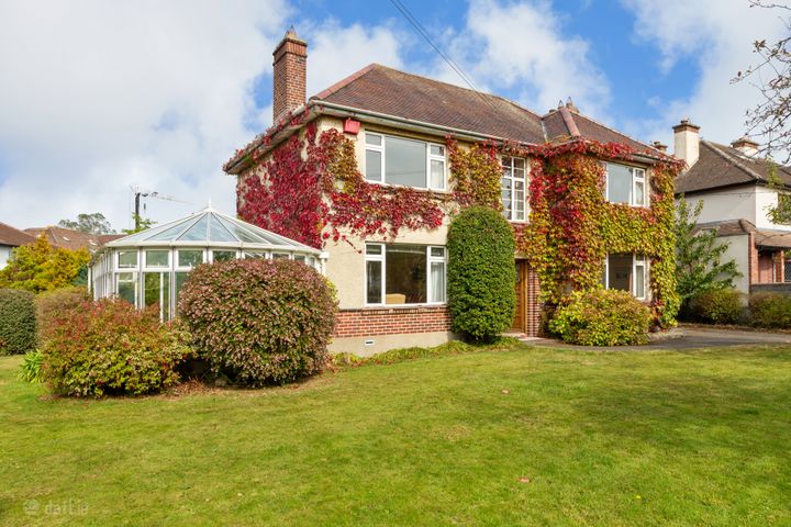 2 Hillside Drive, Castlepark, Rathfarnham, Dublin 14, Dublin