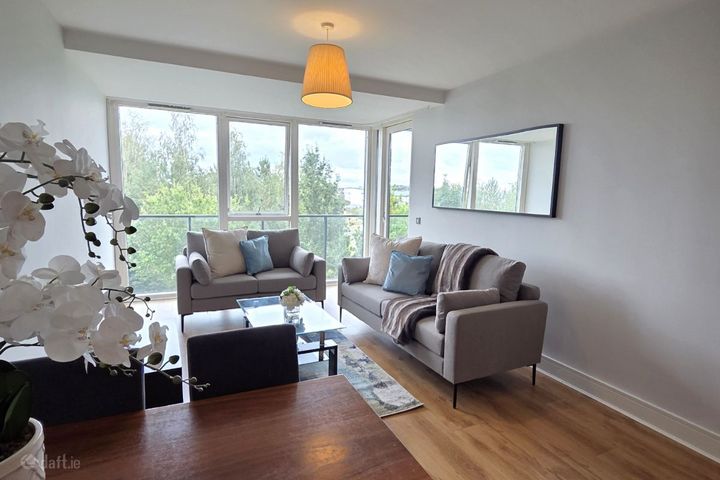 Apartment 28, Larkspur Hall, Levmoss Park, The Gallops, Leopardstown, Dublin 18