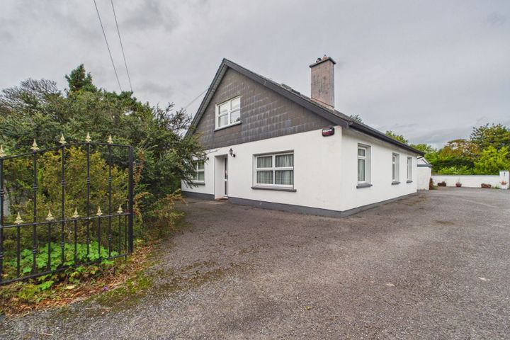Moyvale, Ballickmoyler Road, Carlow Town, Co. Carlow