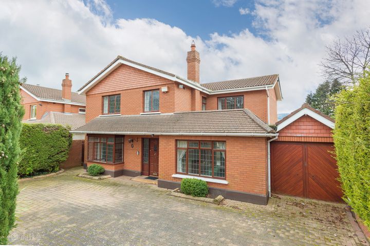30 Foxrock Manor, Leopardstown Rd, Foxrock Dublin 18, Dublin 18, Dublin