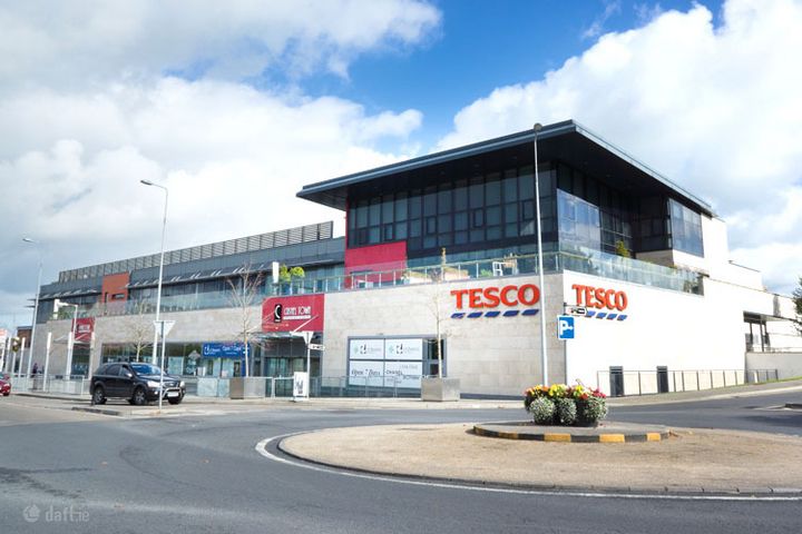 Cashel Town Shopping Centre, Cashel, Co. Tipperary