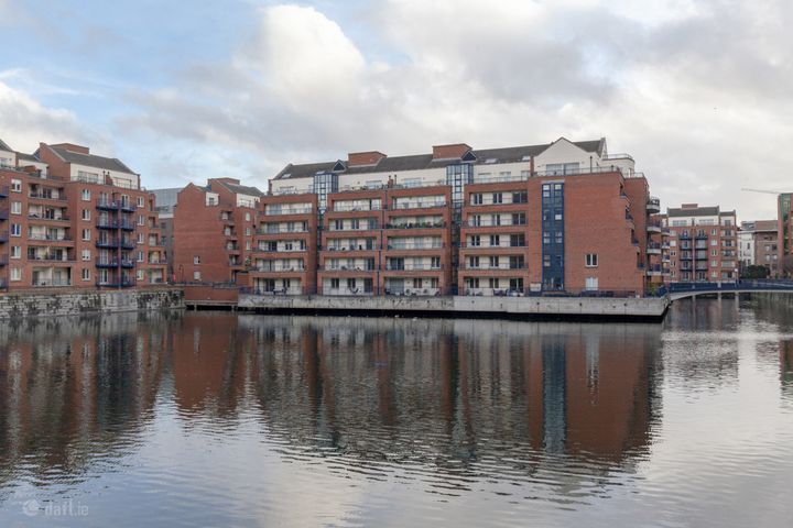 The Kish , Custom house Harbour, IFSC, Dublin 1