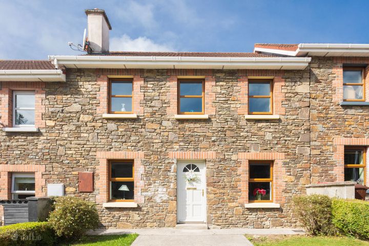 7 Woodview Lawn, Saleen, Midleton, Co. Cork, P25PH04