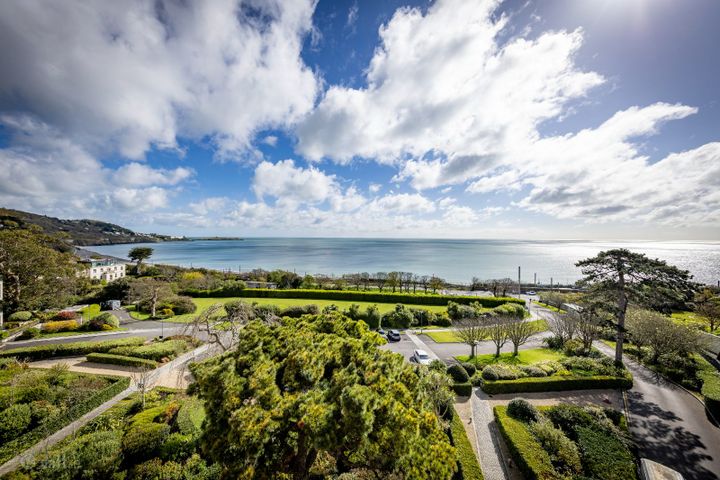 10 The Court Killiney Bay, Station Rd, Killiney, Dublin