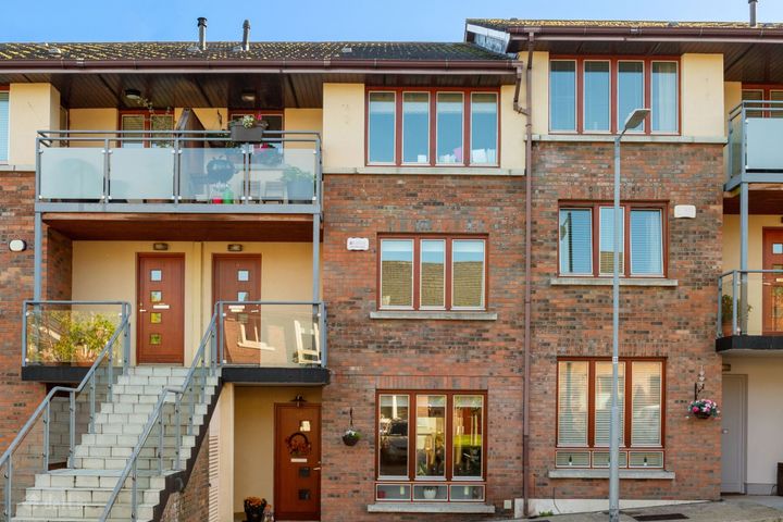 12 Belarmine Court, Stepaside, Dublin 18, Dublin 18, Dublin