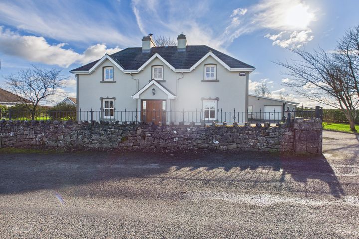 Carrownalassan, Four Mile House, Roscommon, Co. Roscommon, Four Mile House, Co. Roscommon, F42XY94