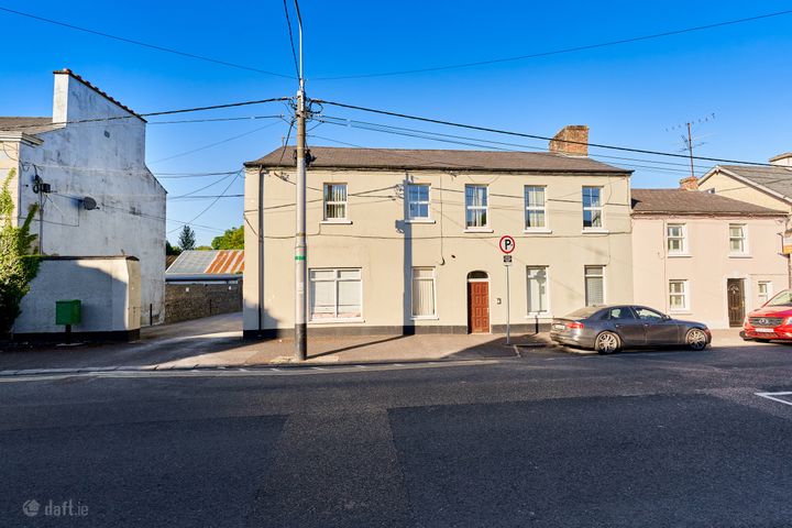 9 Academy Street, Navan, Co. Meath