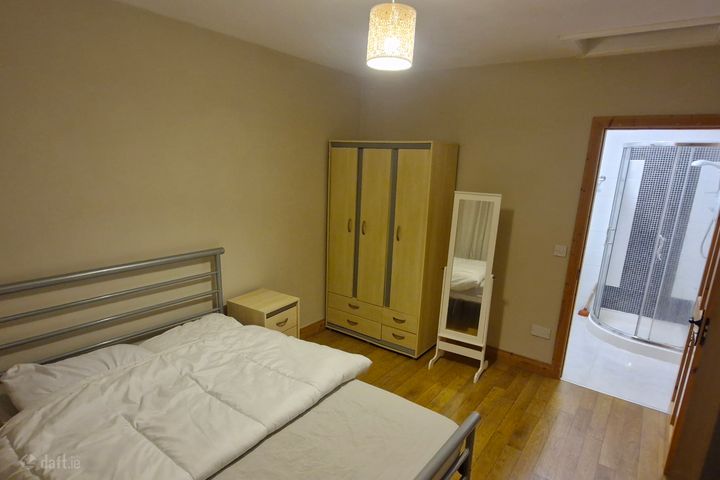 Lisbrack Road, Longford Town, Co. Longford