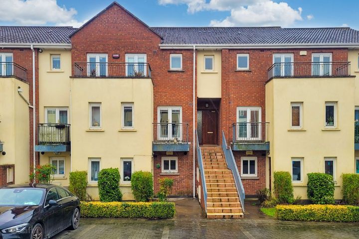 Apartment 4 Garnish Square, Waterville, Blanchardstown, Dublin 15, D15AY23