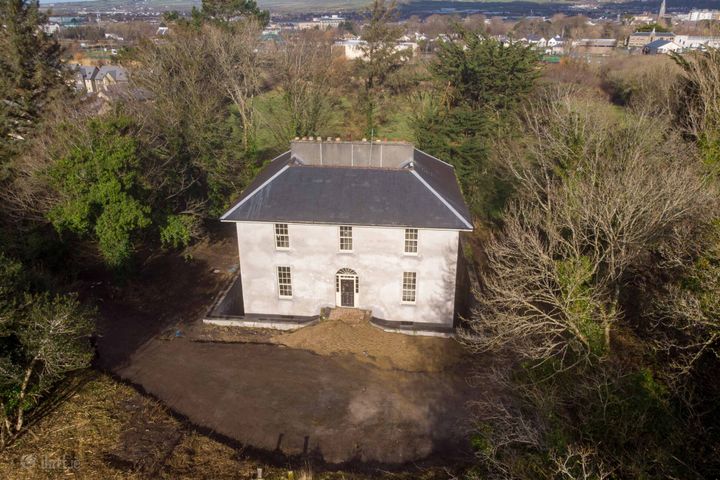 Belmont House, Ballyard, Tralee, Co. Kerry, V92TYE6