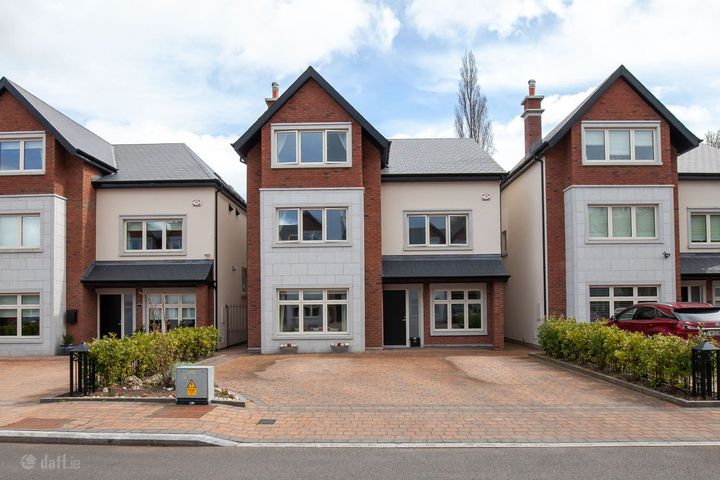 8 Fottrell Hall, Carpenterstown Road, Castleknock, Dublin 15, Dublin