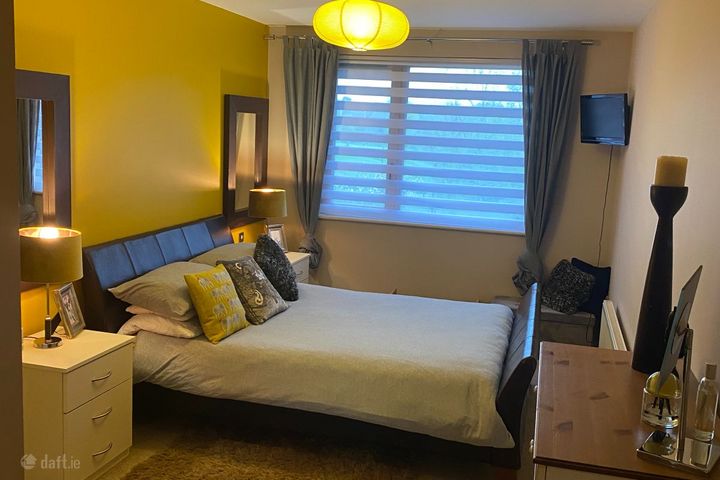 Apartment 8 , The Sycamore, Parkview, Dublin 18, Stepaside, Dublin 18