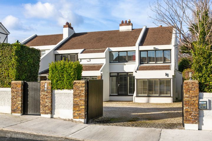 7 Woodlands Park, Blackrock, Co Dublin, Dublin