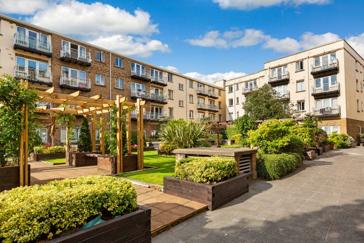 215 Bachelors Walk, Dublin 1, D01W251