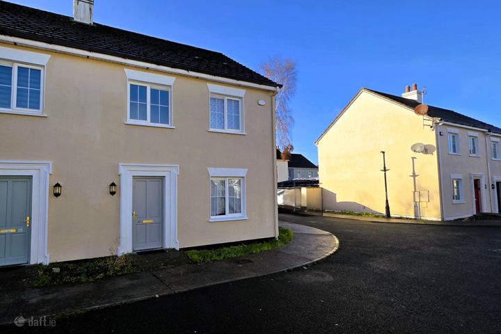 16 Carmody Square, Fairgreen, Portlaoise, Co. Laois, R32W6DX