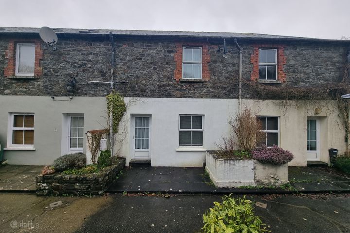 8 Coastguard Cottages, Courtmacsherry, Co. Cork, P72Y299