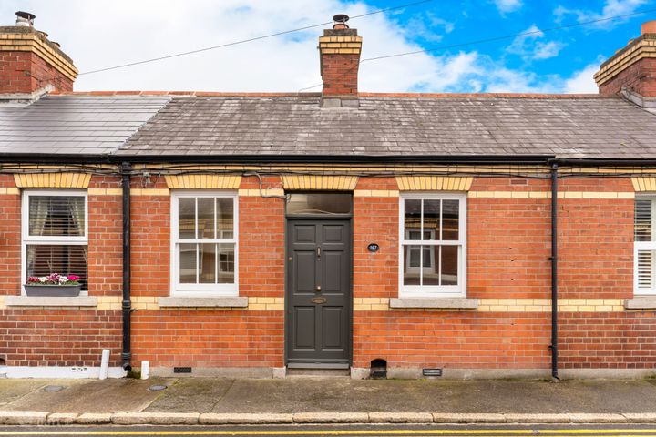 107 Pembroke Cottages, Donnybrook, Dublin 4, D04H5Y8