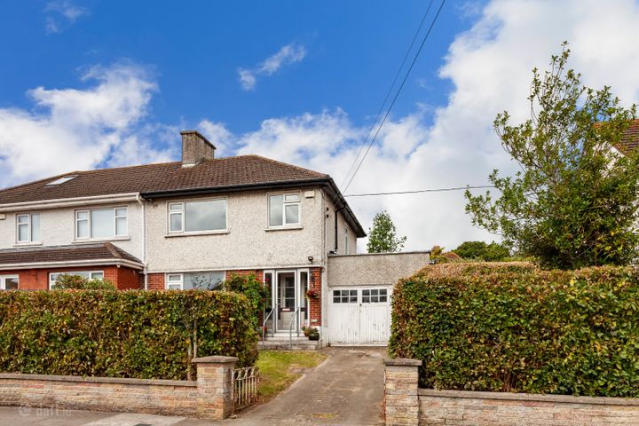 180 Santry Close,, Santry,, Dublin 9, D09K5X6