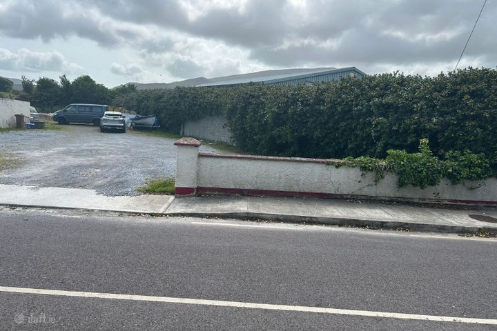West Main Street, Castlegregory, Co. Kerry, V92NV38