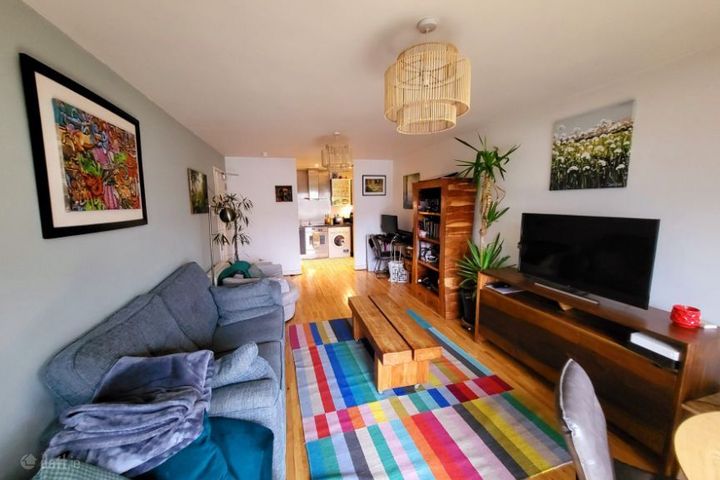 , Gallery Quay, Grand Canal Q.   Short term lease only.  , Grand Canal Dock, Dublin 2