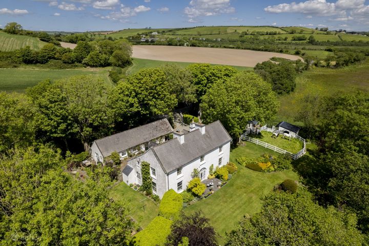 Strand House, Garranagoleen, Clonakilty, Cork