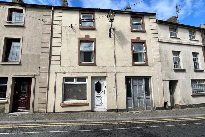 4 Lower Bridge Street, Callan, Co. Kilkenny, R95W5A0