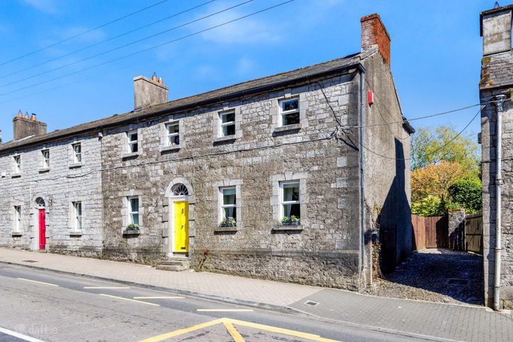 51 Chapel Street, Slane, Co Meath, C15FN27