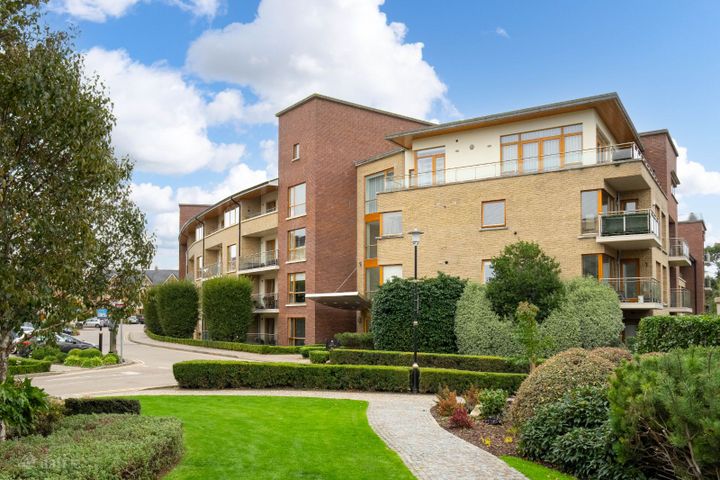 8 The Pines, Trimbleston, Goatstown, Dublin 14, D14FK46