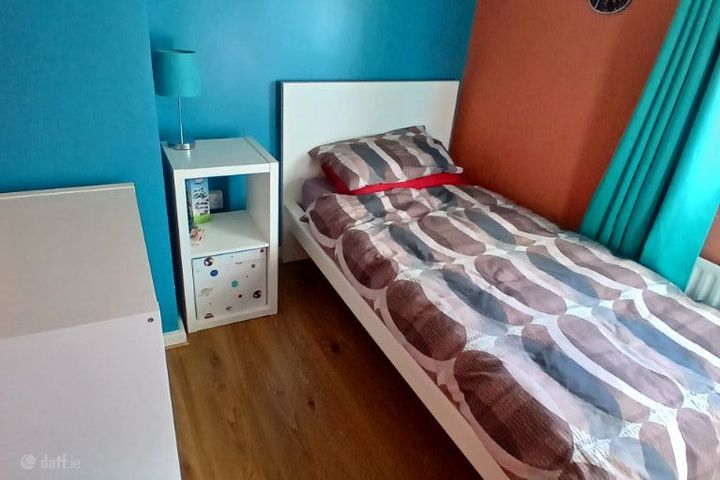 Pearse Street, Sallynoggin, Co. Dublin