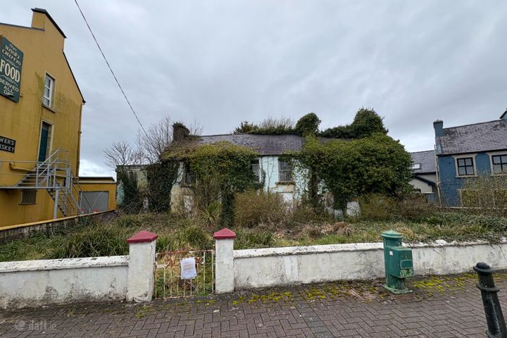 Main Street, Lisdoonvarna, Toomaghera, Co. Clare, V95X9C9