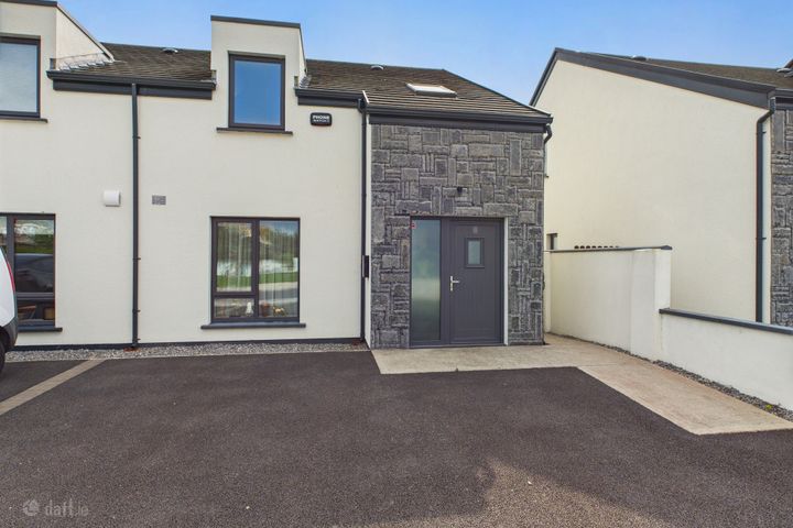 3 An Gairdin Cuil, Cosmona, Loughrea, Galway