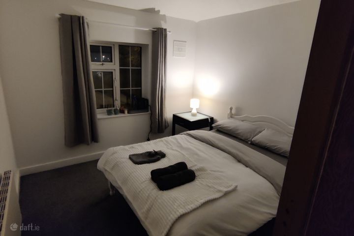 Coolkerry House, Ballymahon Road, Athlone, Co. Westmeath