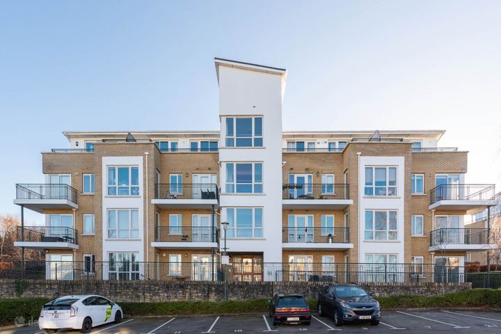 84 Bracken Hill, Simonsridge, Dublin 18, Co. Dublin