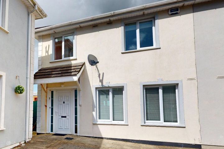 5 Ford Court, Kilmuckridge, Co. Wexford, Y25FY26