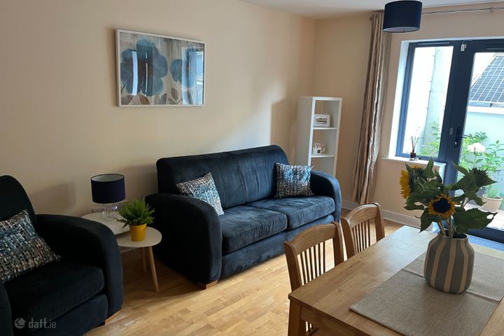Parkgate Place, Kilmainham, Dublin 8