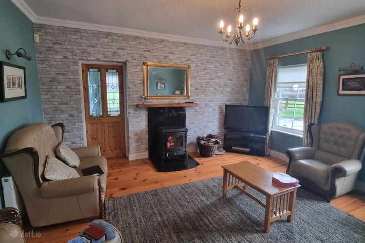 Loughlinstown Road, Elm Hall, Celbridge, Co. Kildare