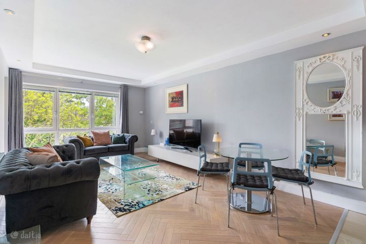 Apartment, Shrewsbury Square, Sandymount, Dublin 4