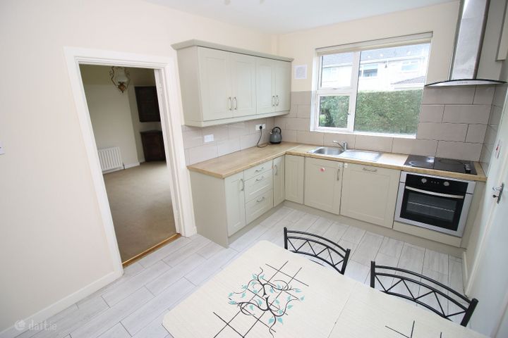 6 Inchvale Avenue, Shamrock Lawn , Douglas, Co. Cork, T12X8H2