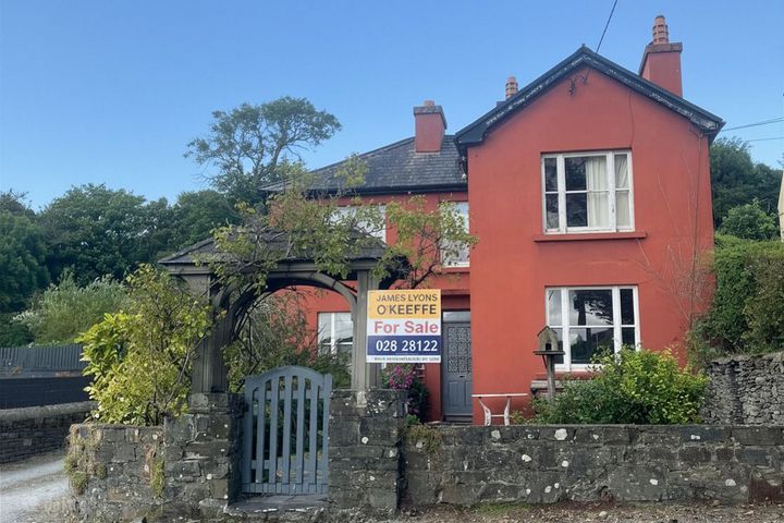 Summer Hill, Bantry, Co. Cork, P75TX62