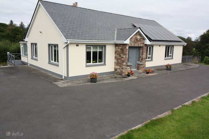 Derrycontoort East, Newport, Newport, Co. Mayo, F28PW50