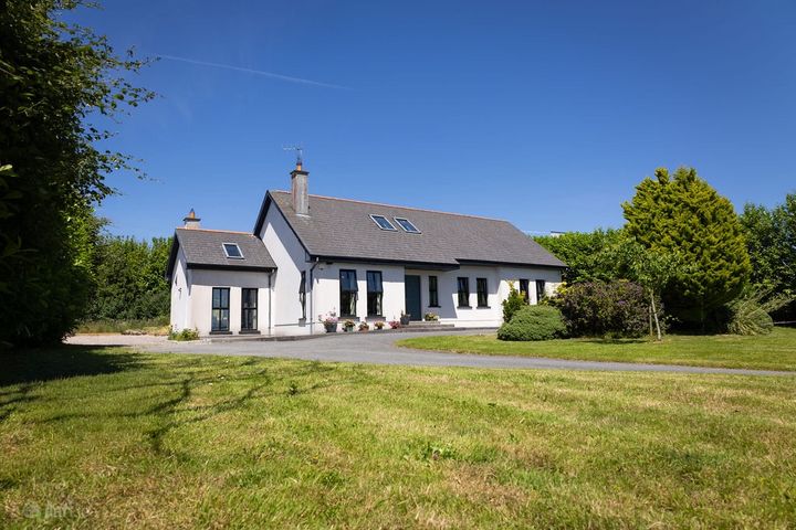 Well House, School Road, Upper Aghada, Aghada, Co. Cork, P25F446