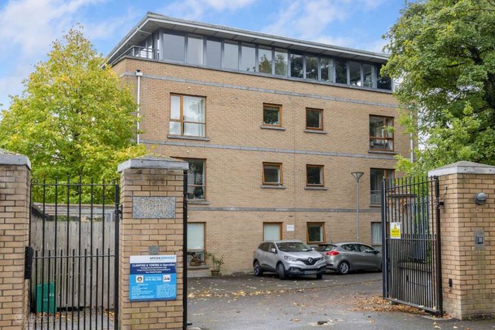 Apt 17, Friarsland Crescent, D14 WR29, Goatstown, Dublin 14