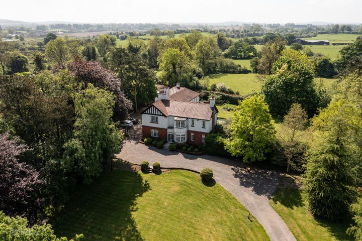Ardeen, Ballysax, Curragh, Co. Kildare