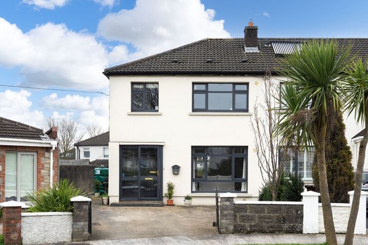 68 Hillcrest Park, Lucan, Co Dublin, K78X0E3