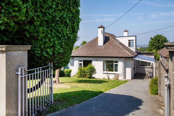 Minden, 26 Deerpark Road, Mount Merrion, Co. Dublin, A94A0E2