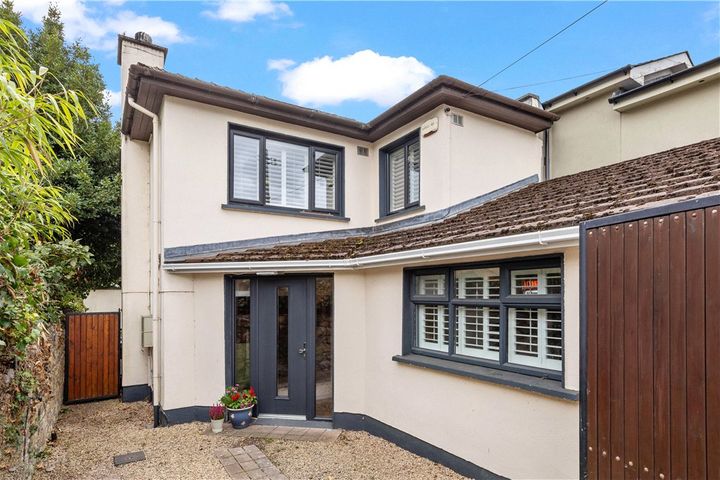 Olvin, 3A Vergemount Hall, Clonskeagh Road, Clonskeagh, Dublin 6, D06EE00