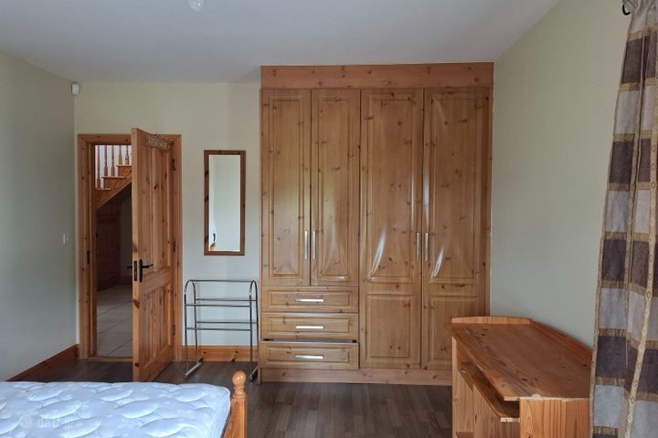 Tyrrellspass, Tyrrellspass, Co. Westmeath